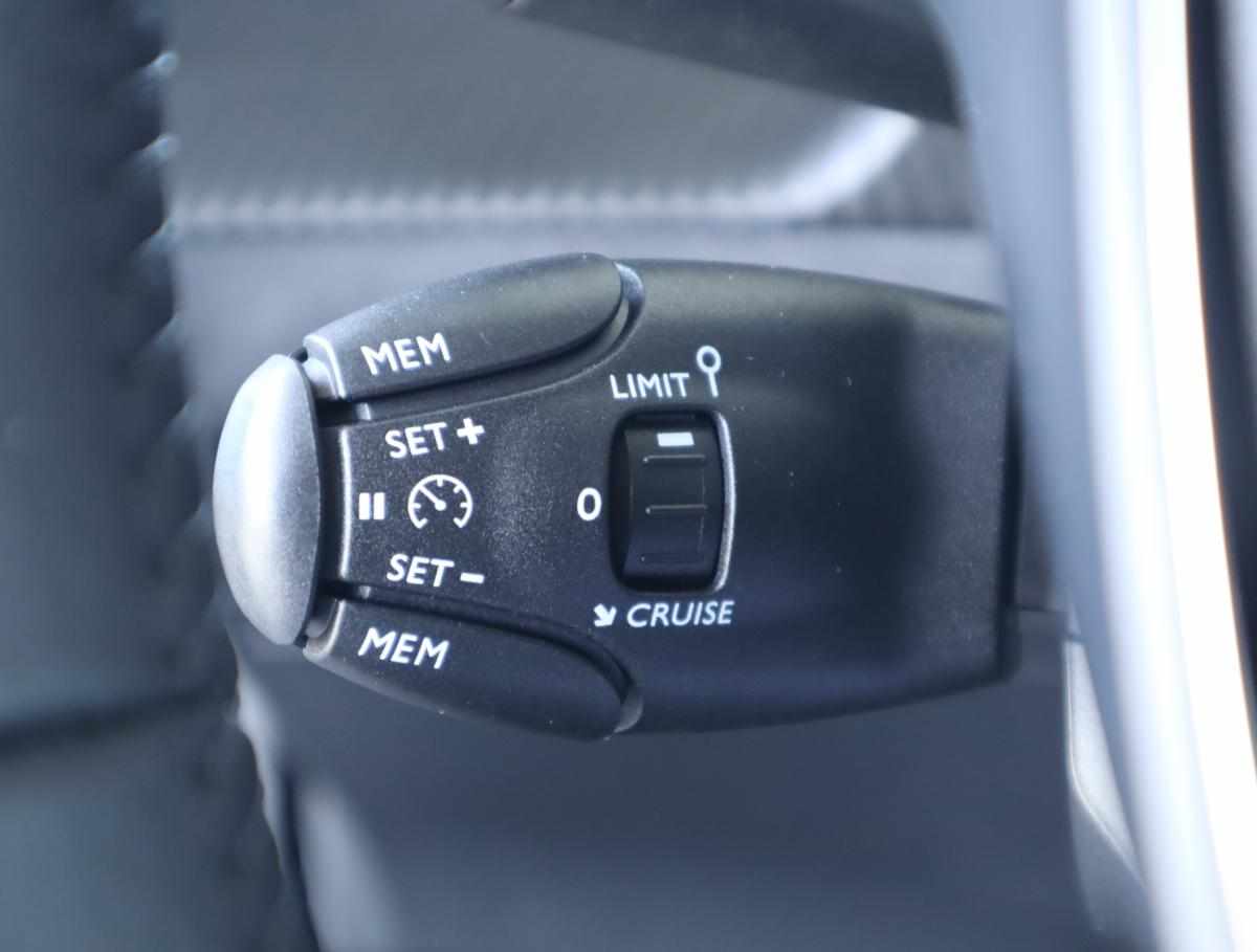 peugeot-2008-1-2-puretech-2025-gasolina-1199cc