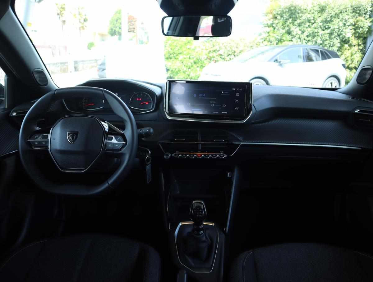 peugeot-2008-1-2-puretech-2025-gasolina-1199cc
