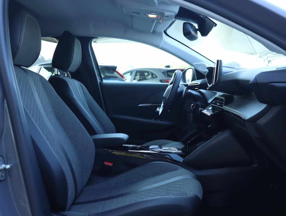 peugeot-208-1-2-puretech-2024-gasolina-1199cc