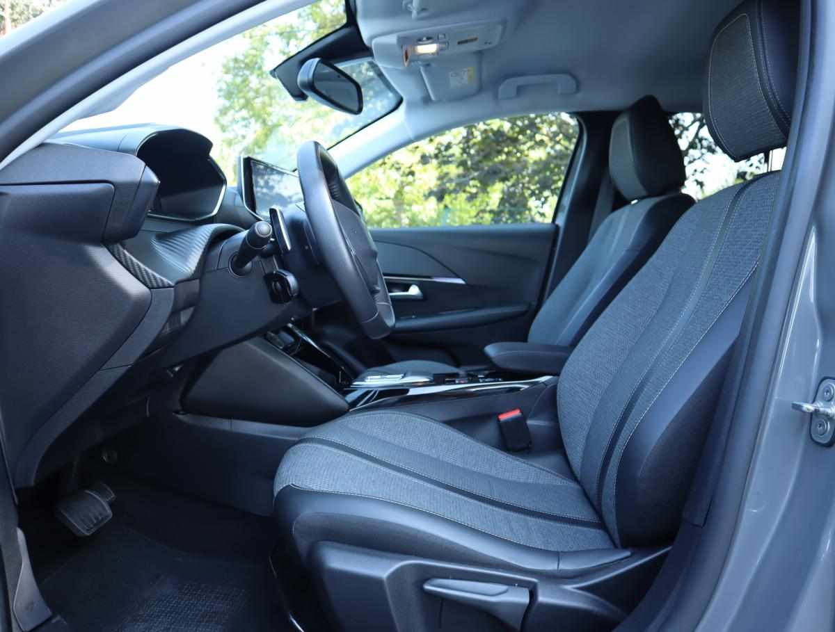 peugeot-208-1-2-puretech-2024-gasolina-1199cc
