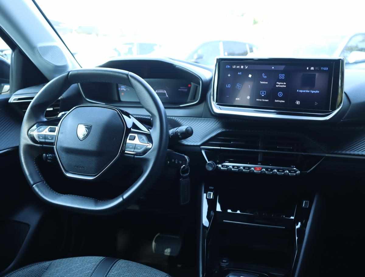 peugeot-208-1-2-puretech-2024-gasolina-1199cc