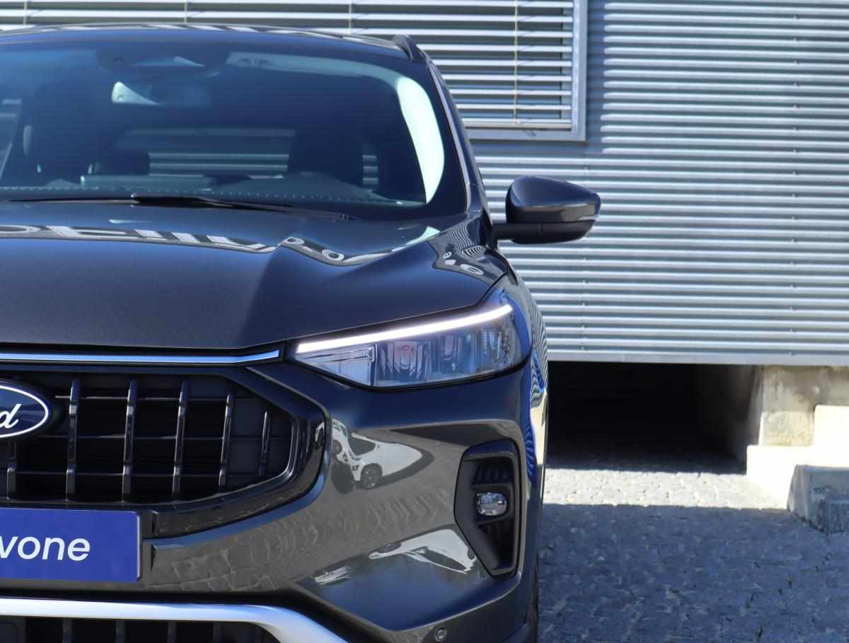 ford-kuga-2-5-phev-2025-gasolina-2488cc