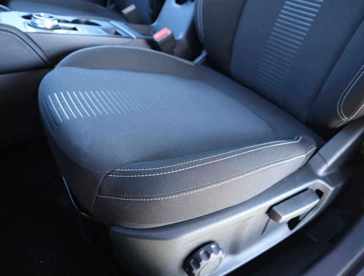 ford-kuga-2-5-phev-2025-gasolina-2488cc