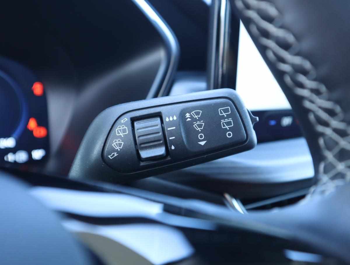 ford-kuga-2-5-phev-2025-gasolina-2488cc