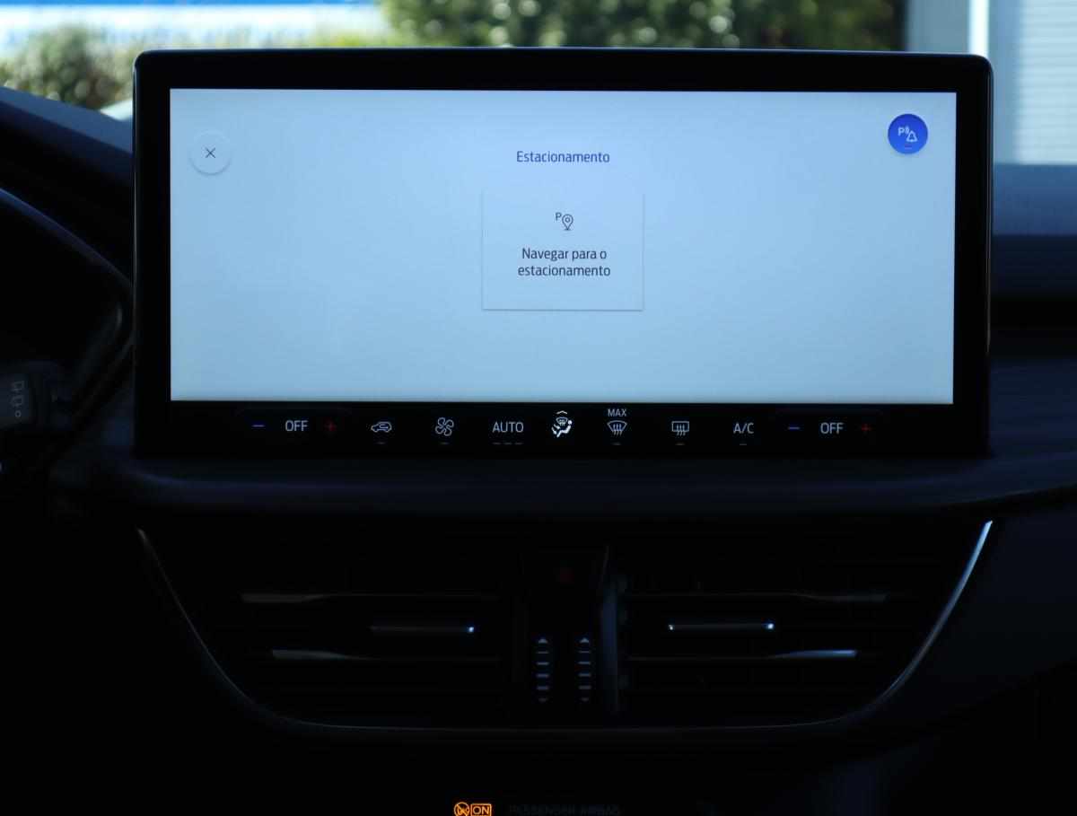 ford-kuga-2-5-phev-2025-gasolina-2488cc