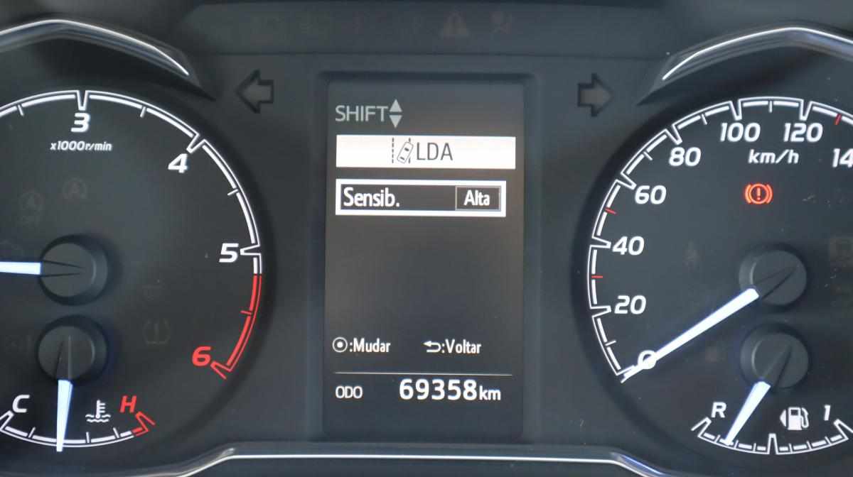 toyota-yaris-1-4-d-4d-2017-diesel-1364cc