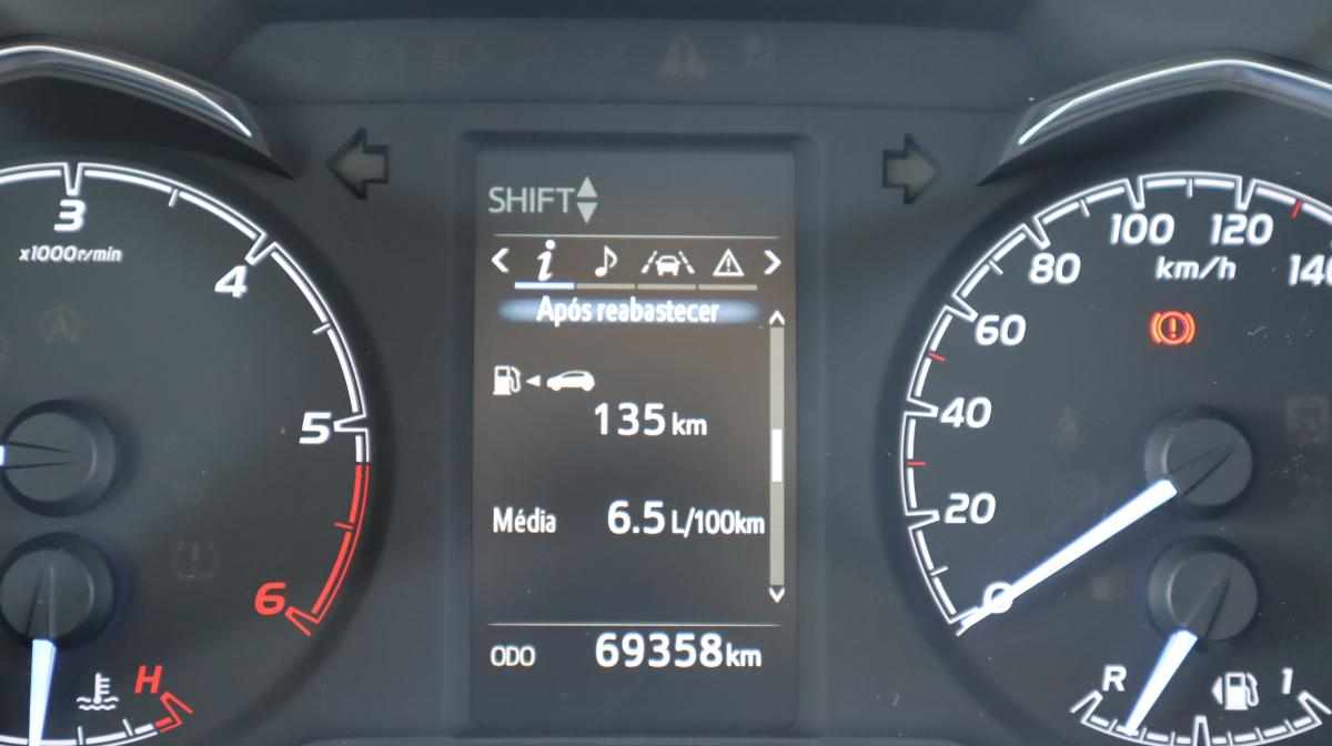 toyota-yaris-1-4-d-4d-2017-diesel-1364cc