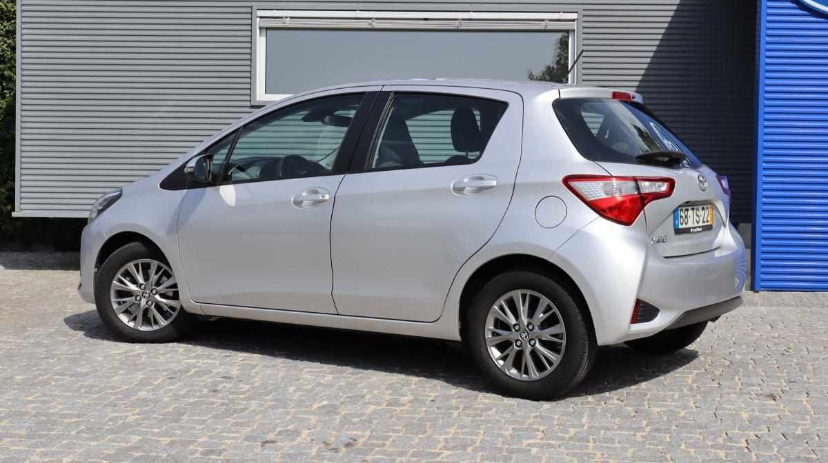 toyota-yaris-1-4-d-4d-2017-diesel-1364cc