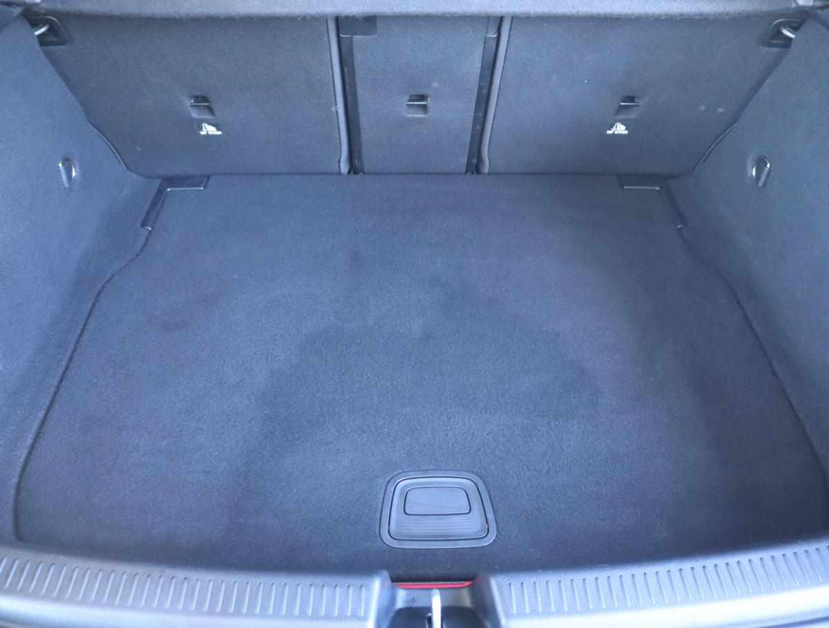 mercedes-benz-classe-a-a-200-1-3-2024-gasolina-1332cc