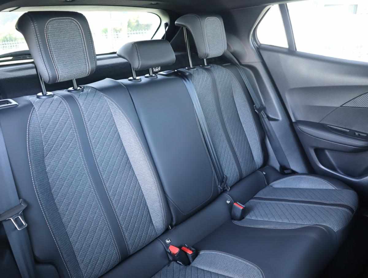 peugeot-2008-1-2-puretech-2025-gasolina-1199cc