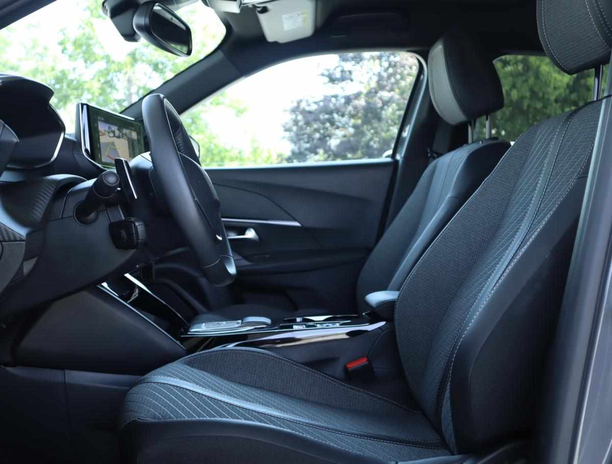 peugeot-2008-1-2-puretech-2025-gasolina-1199cc