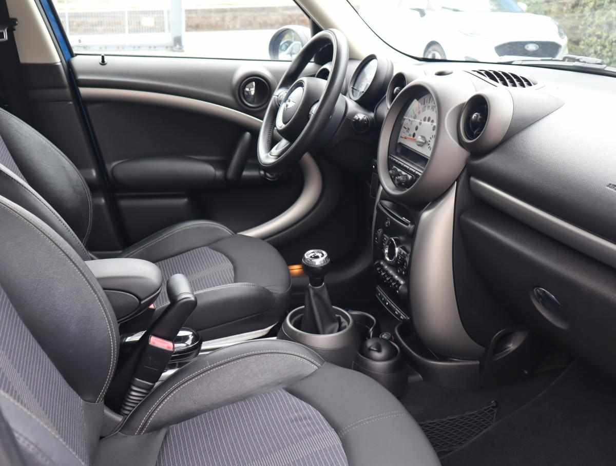 mini-countryman-d-2-0-2011-diesel-1598cc