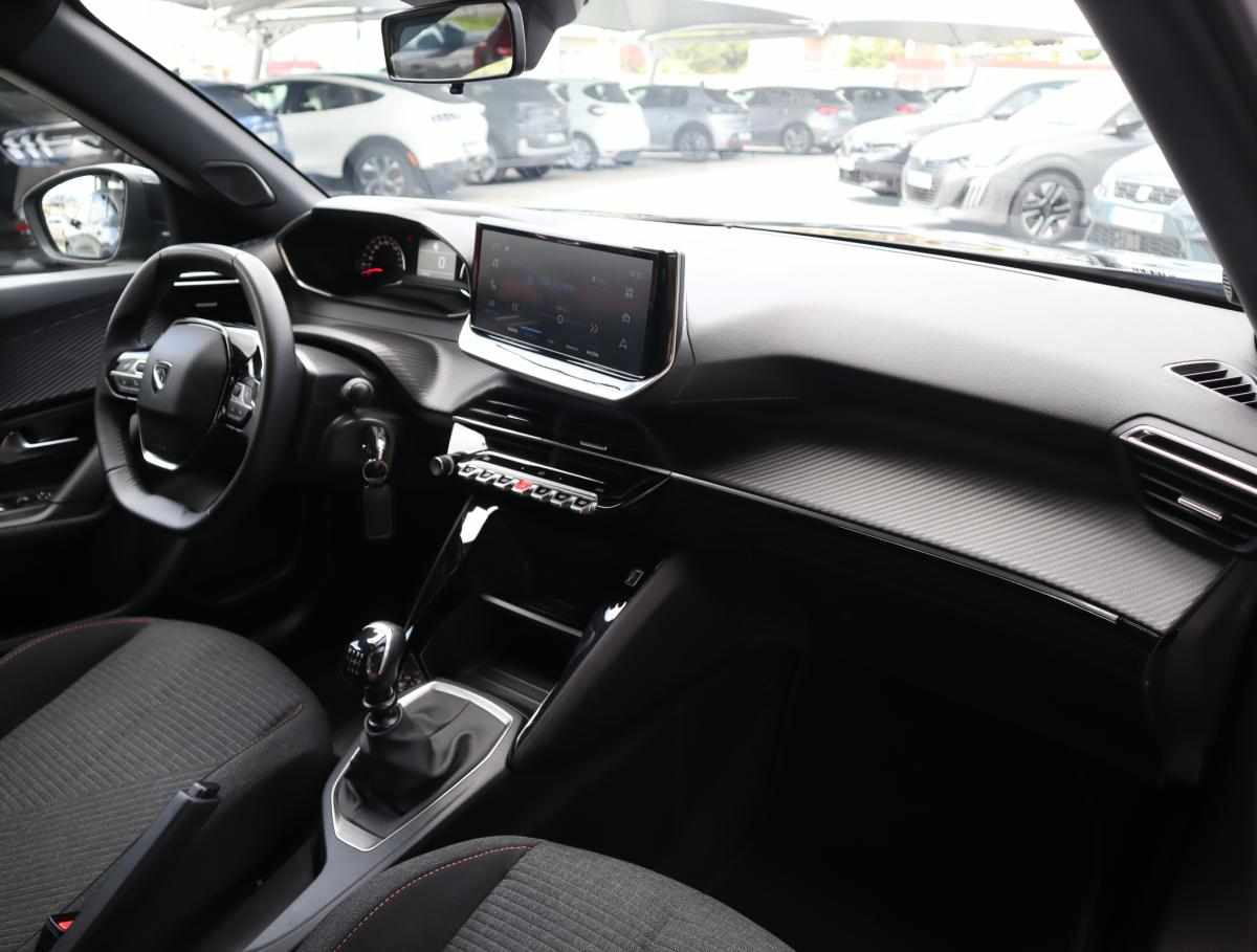 peugeot-2008-1-2-puretech-2025-gasolina-1199cc