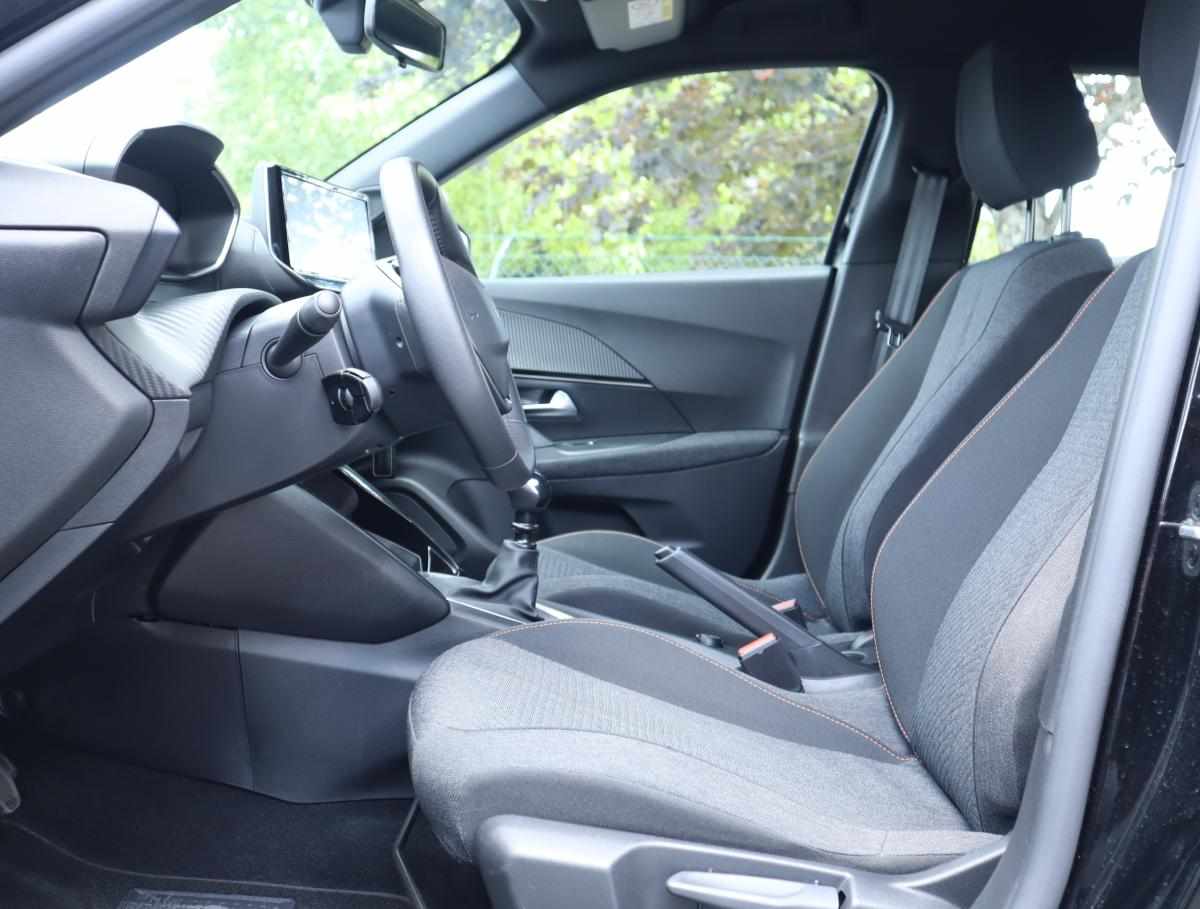 peugeot-2008-1-2-puretech-2025-gasolina-1199cc