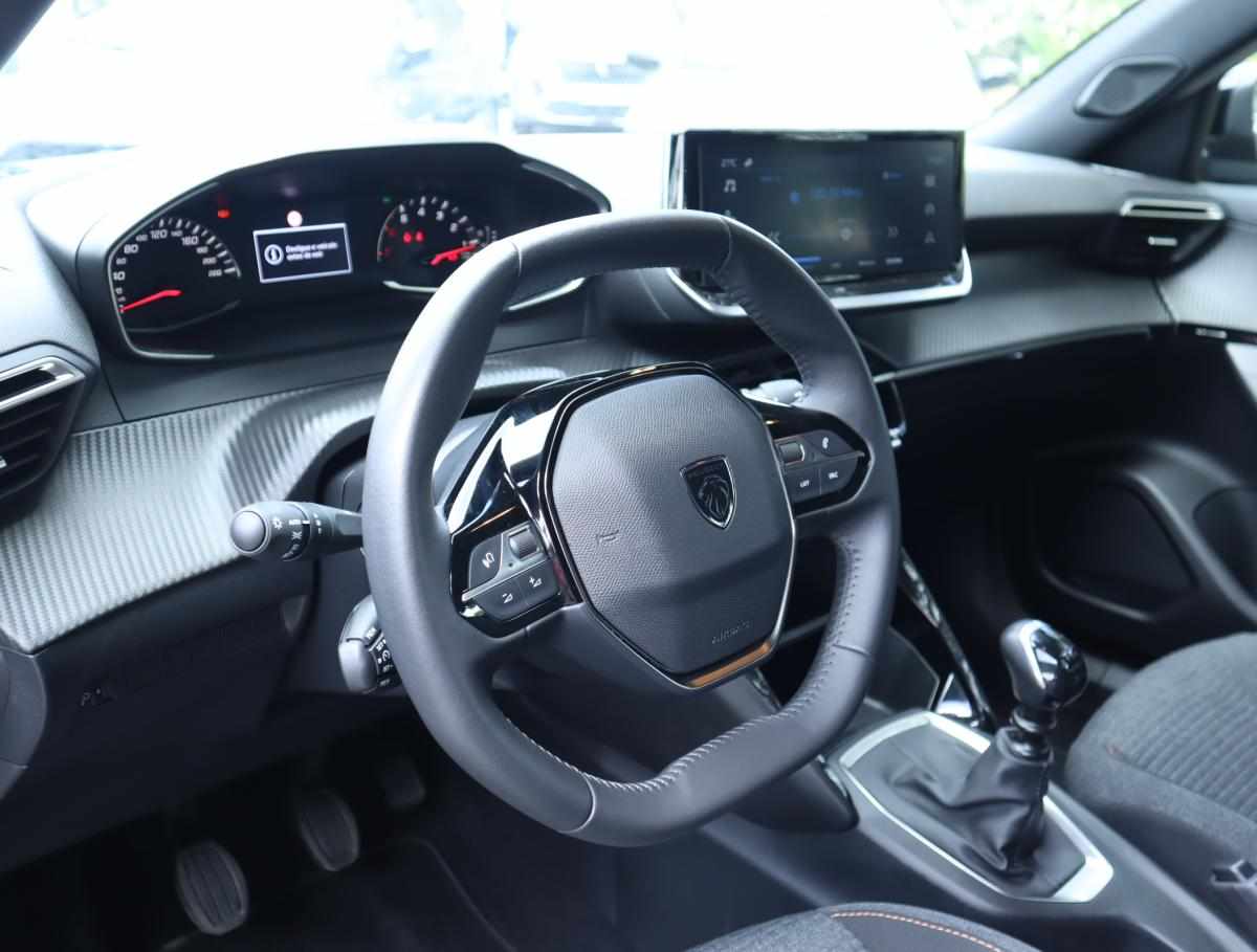 peugeot-2008-1-2-puretech-2025-gasolina-1199cc