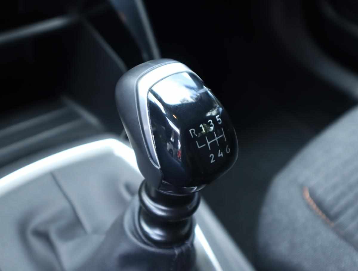 peugeot-2008-1-2-puretech-2025-gasolina-1199cc