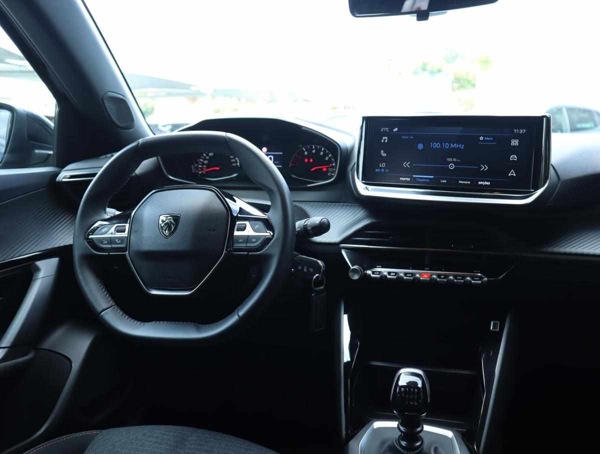 peugeot-2008-1-2-puretech-2025-gasolina-1199cc