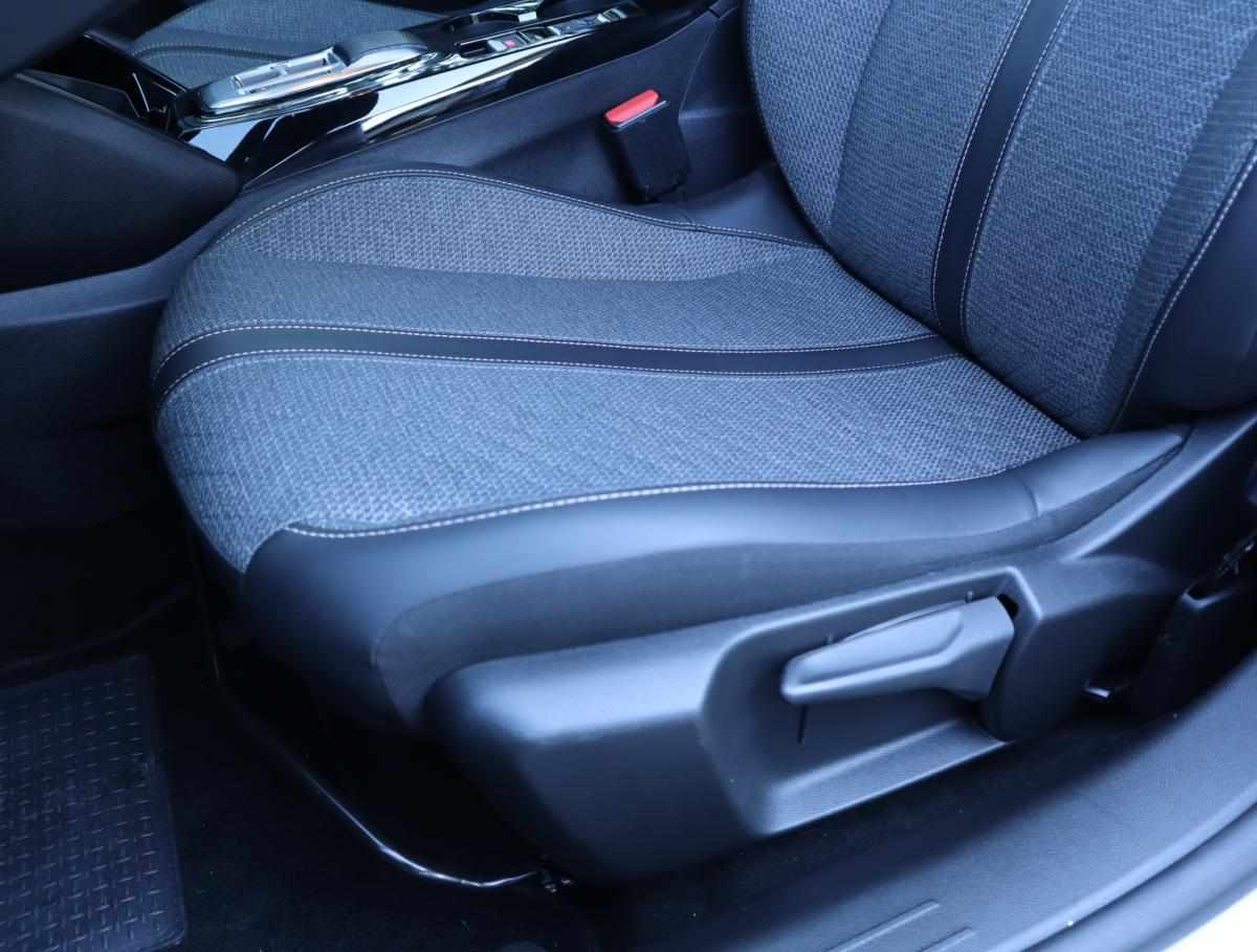 peugeot-208-1-2-puretech-2024-gasolina-1199cc