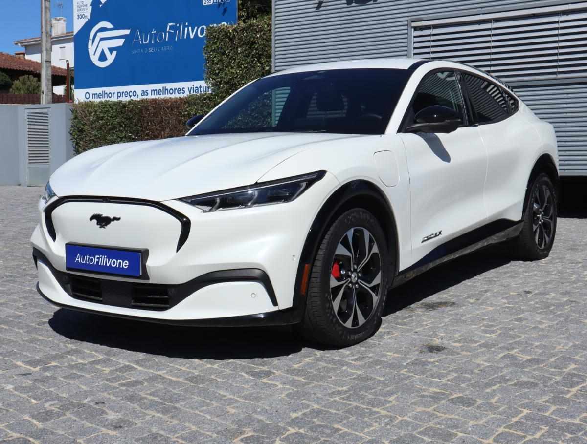 ford-mustang-mach-e-long-range-2024-eletrico