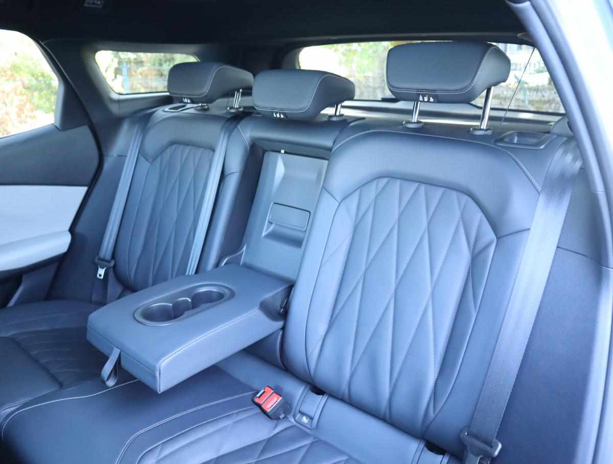 ford-explorer-ev-82-kwh-extended-range-rwd-2025-eletrico
