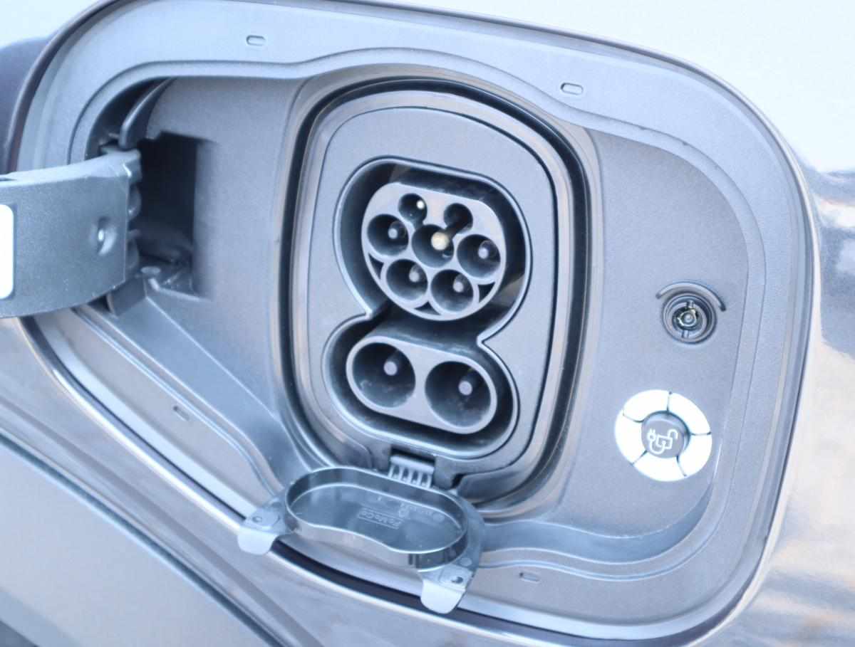 ford-mustang-mach-e-standard-range-2022-eletrico