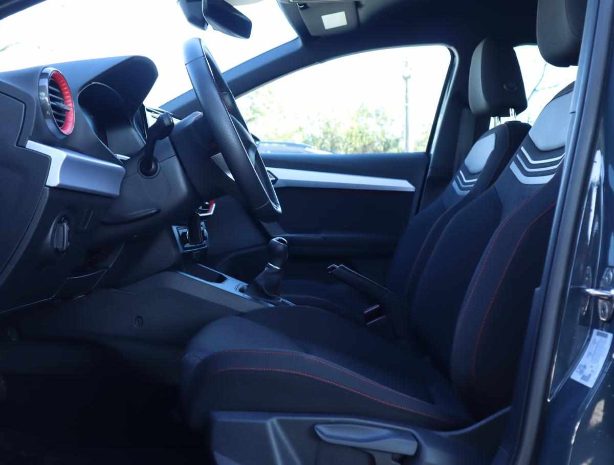 seat-ibiza-1-0-ecotsi-2025-gasolina-999cc