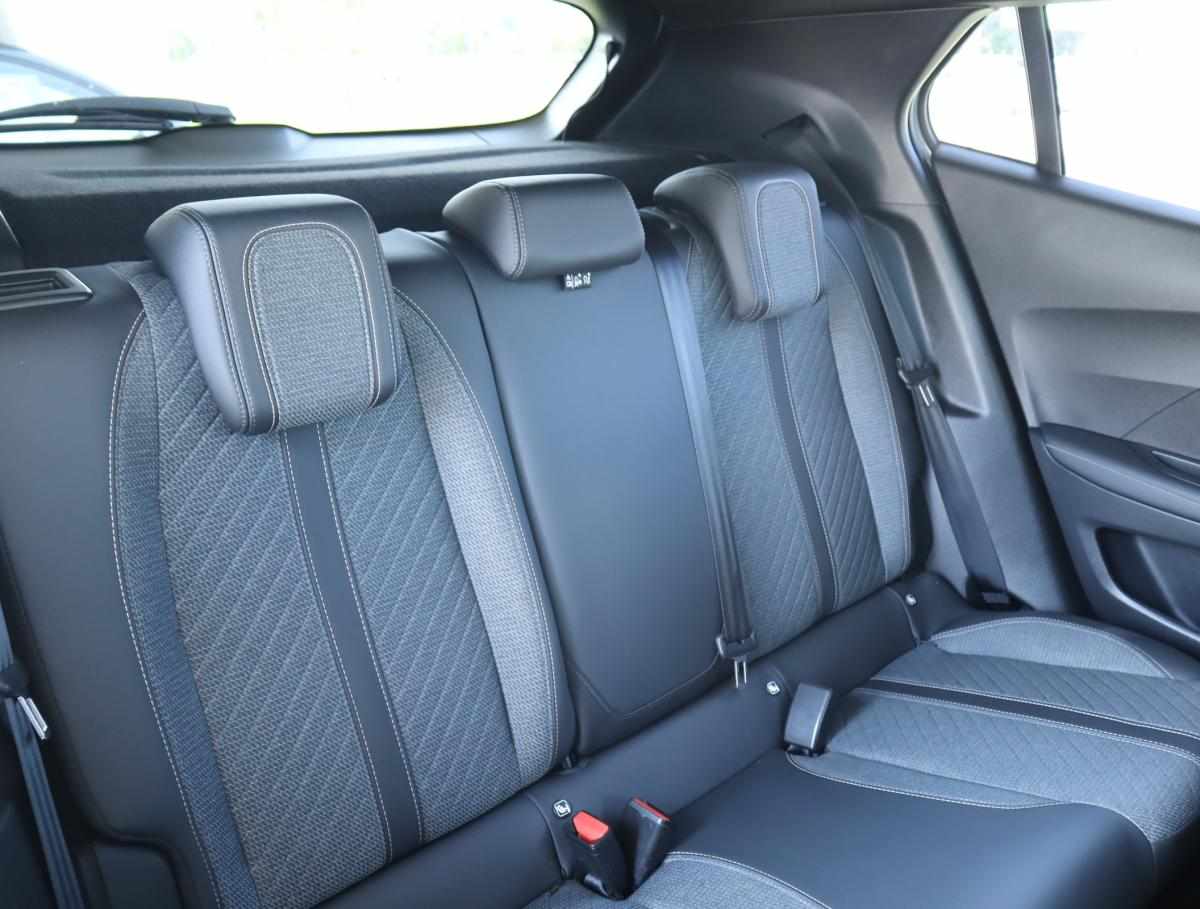 peugeot-2008-1-2-puretech-2025-gasolina-1199cc