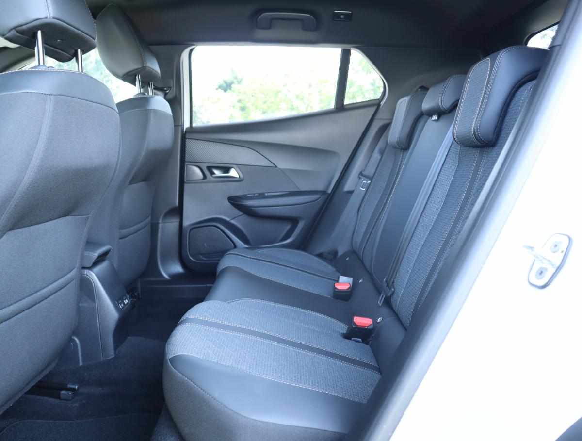 peugeot-2008-1-2-puretech-2025-gasolina-1199cc