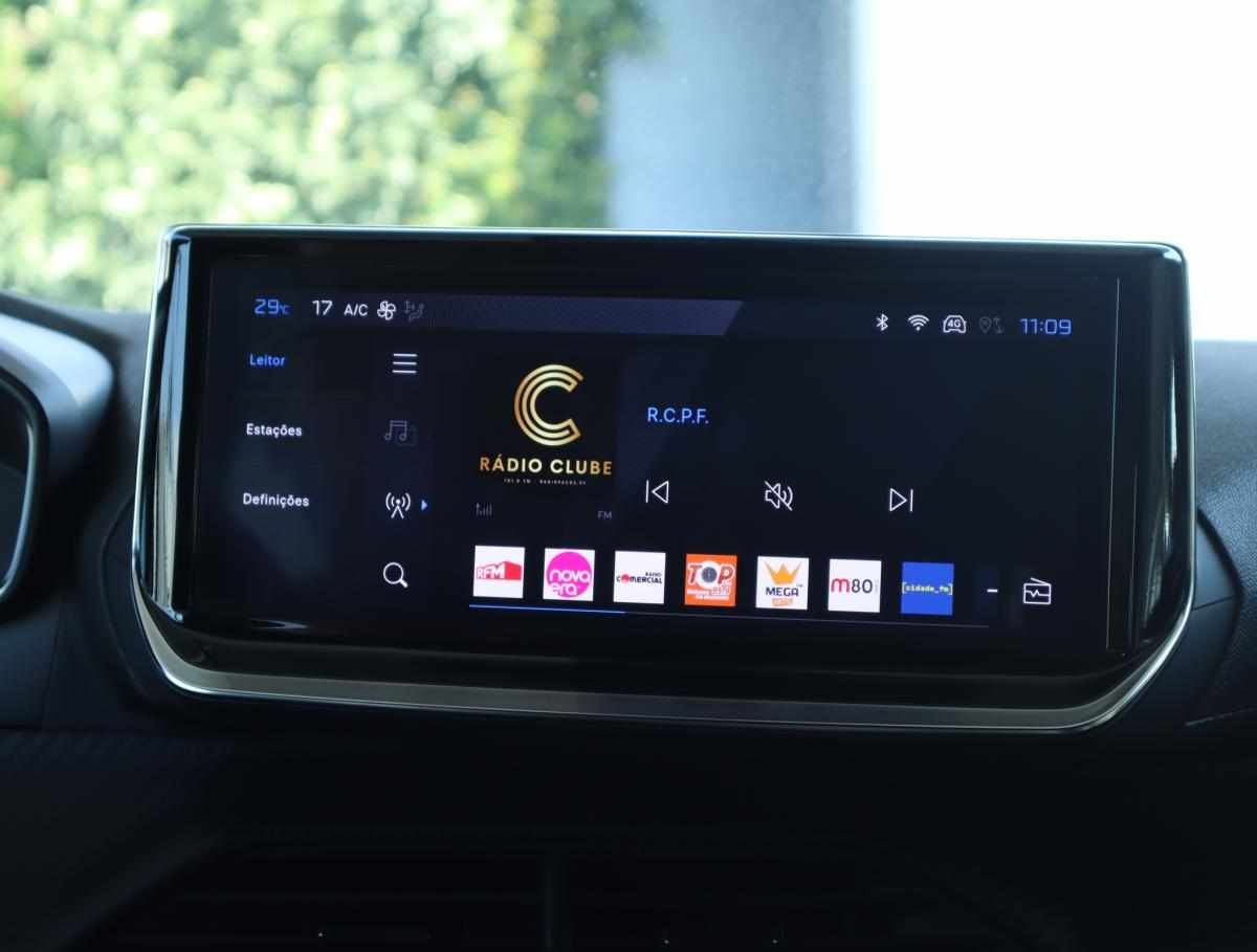 peugeot-2008-1-2-puretech-2025-gasolina-1199cc