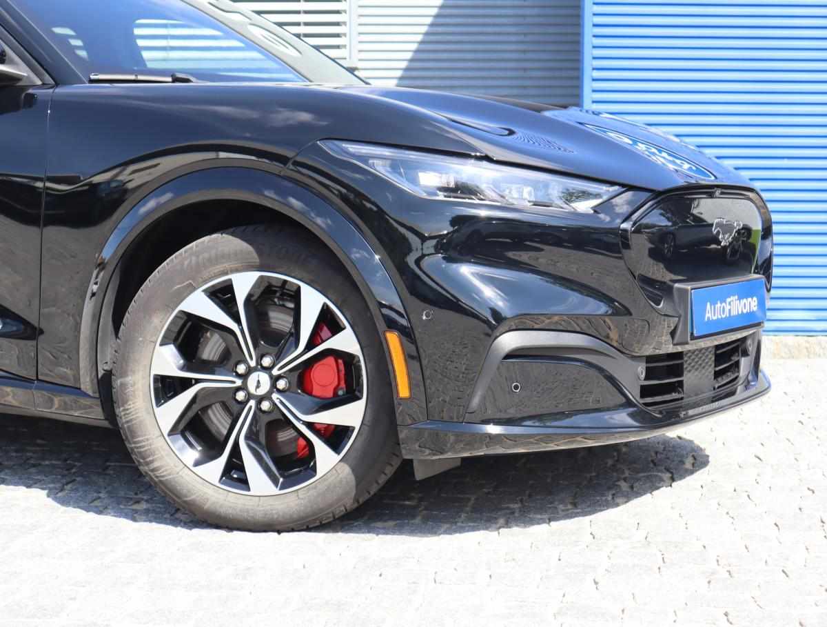 ford-mustang-mach-e-standard-range-awd-2022-eletrico