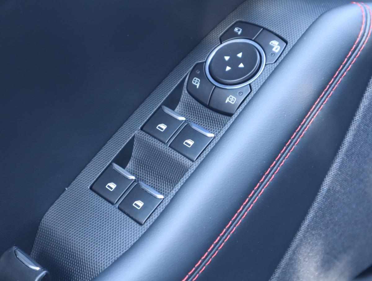 ford-mustang-mach-e-standard-range-awd-2022-eletrico