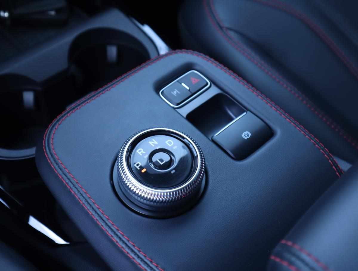 ford-mustang-mach-e-standard-range-awd-2022-eletrico