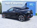 ford-mustang-mach-e-standard-range-awd-2022-eletrico