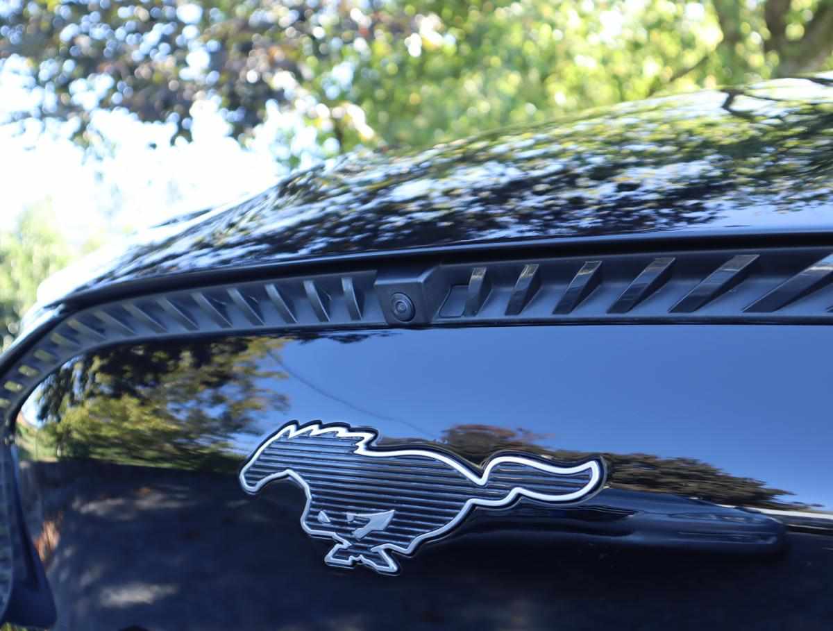 ford-mustang-mach-e-standard-range-2022-eletrico