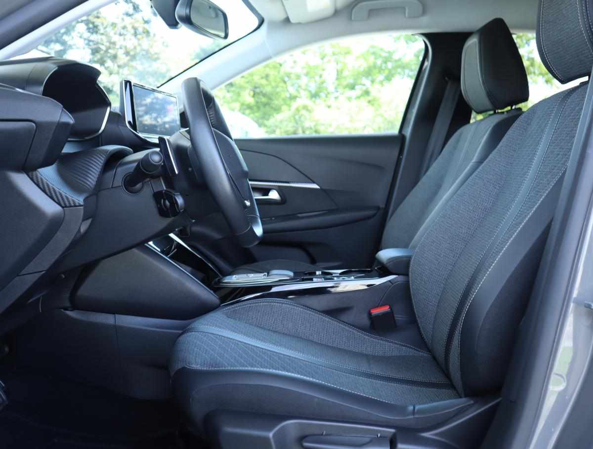 peugeot-208-1-2-puretech-2024-gasolina-1199cc