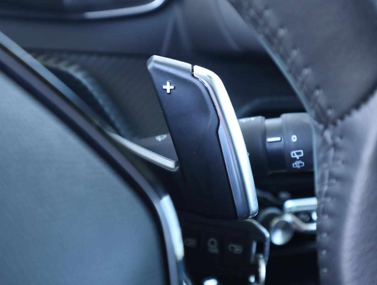 peugeot-208-1-2-puretech-2024-gasolina-1199cc