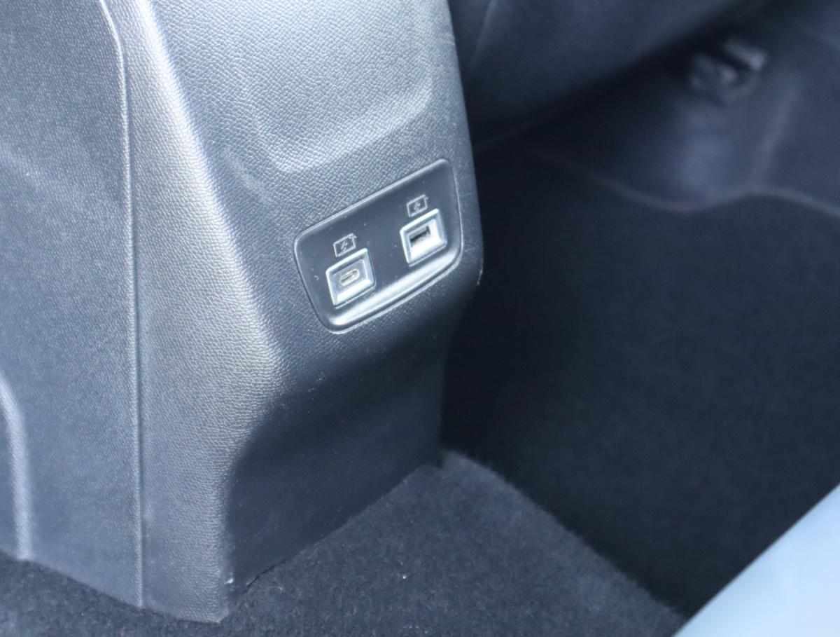 peugeot-208-1-2-puretech-2024-gasolina-1199cc