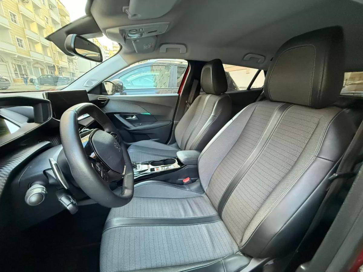 peugeot-2008-2021-gasolina-1199cc