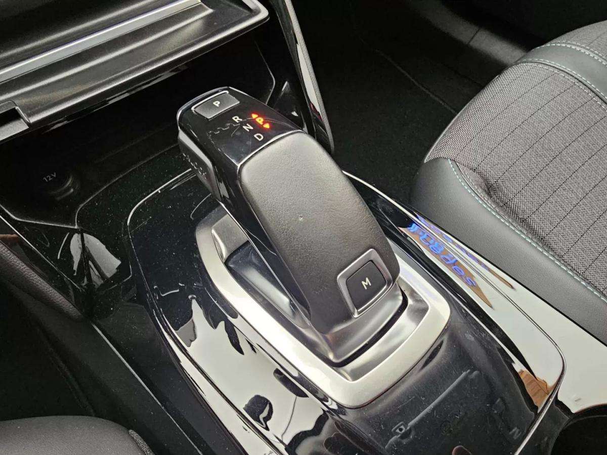 peugeot-2008-2021-gasolina-1199cc