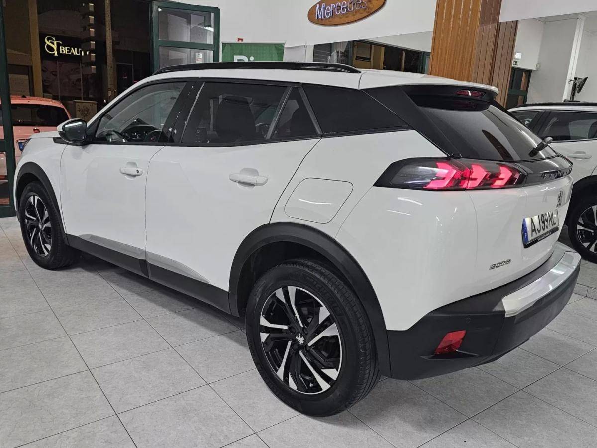 peugeot-2008-2021-diesel-1499cc