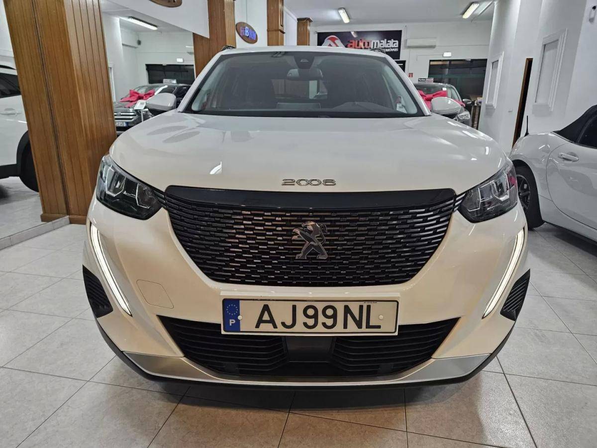 peugeot-2008-2021-diesel-1499cc