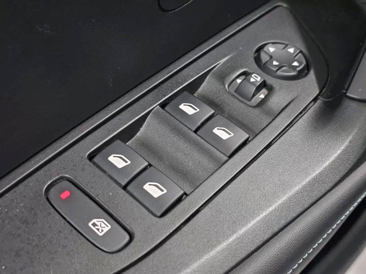 peugeot-2008-2021-diesel-1499cc