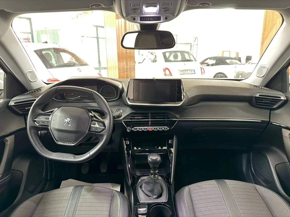 peugeot-2008-2021-diesel-1499cc