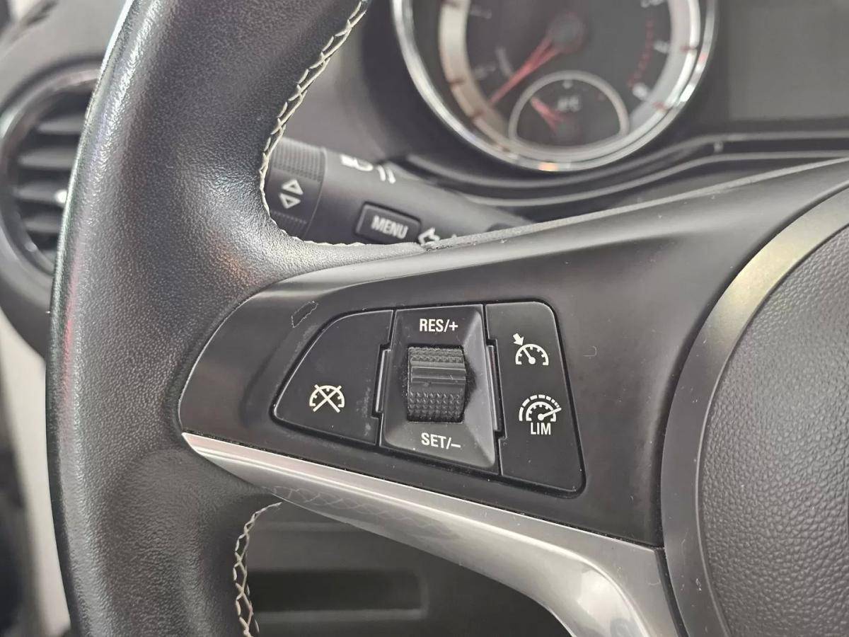 opel-adam-2015-gasolina-1229cc