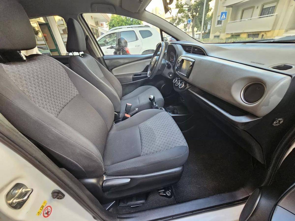 toyota-yaris-2015-gasolina-998cc