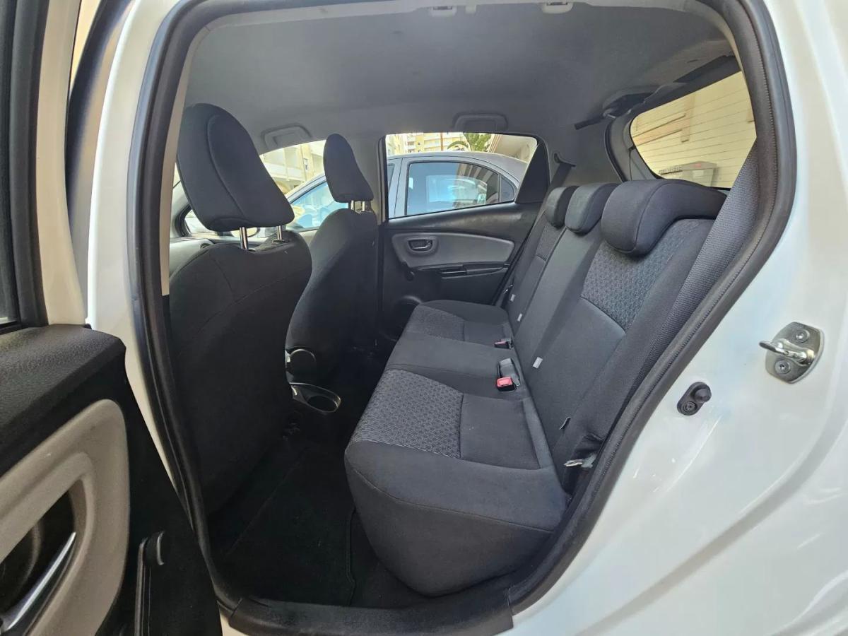 toyota-yaris-2015-gasolina-998cc