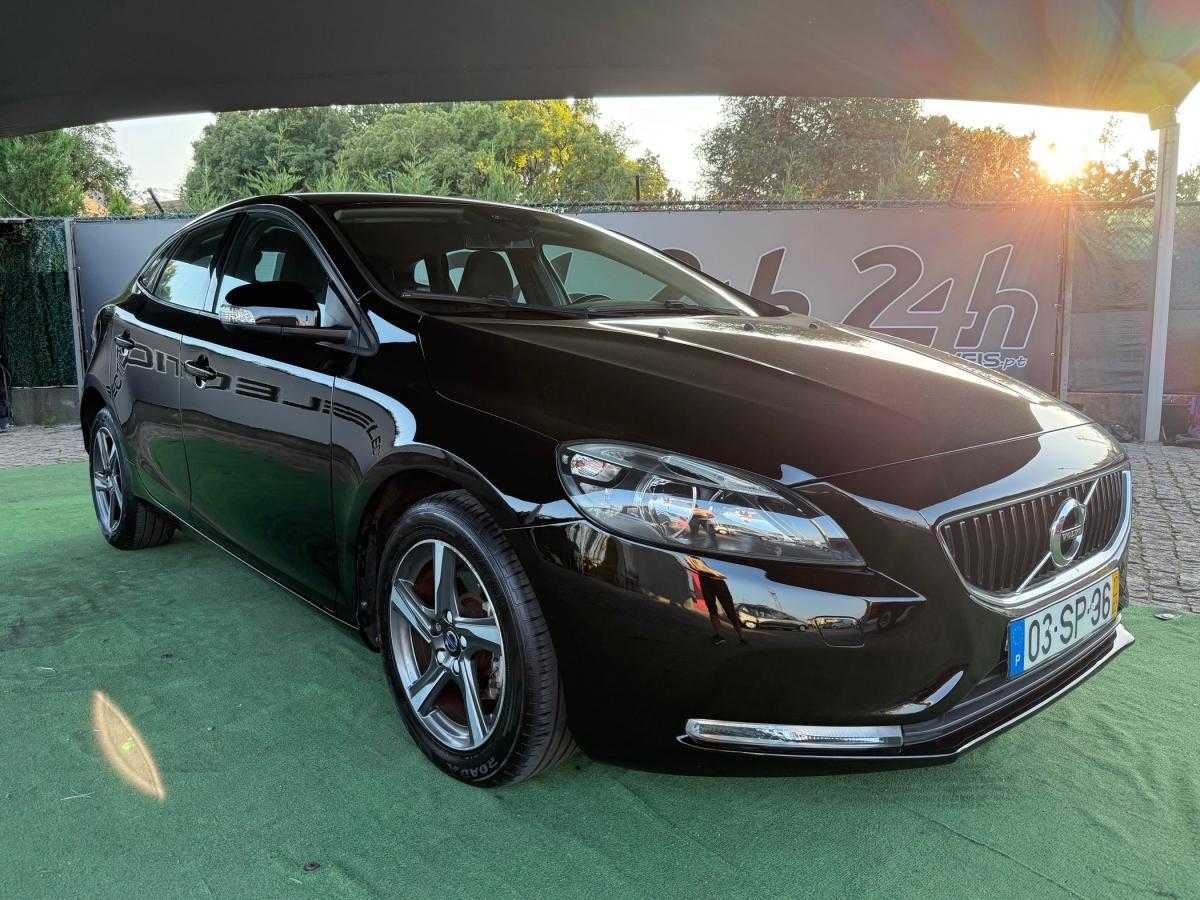 volvo-v40-2017-diesel-1969cc