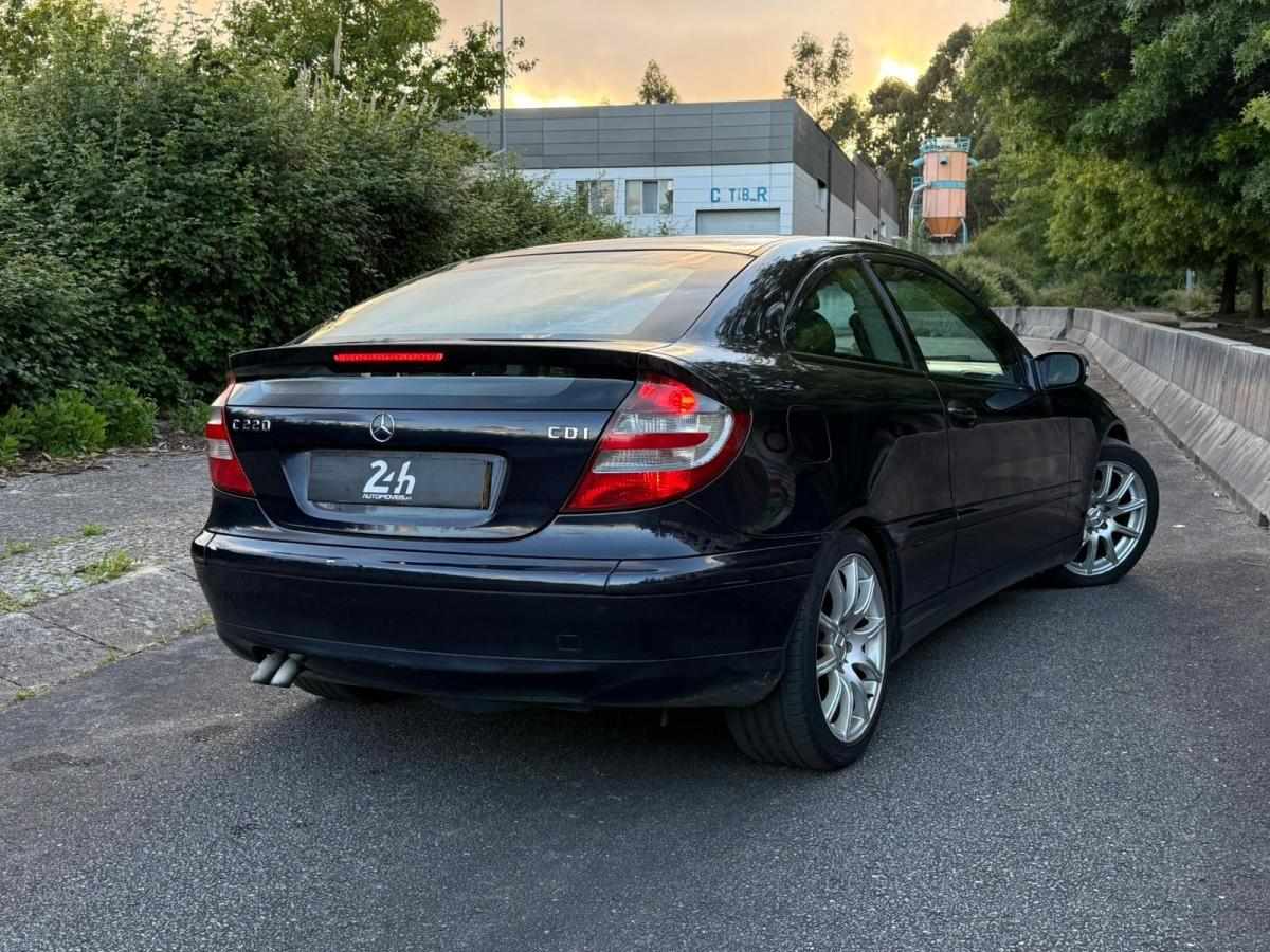 mercedes-benz-classe-c-2004-diesel-2148cc