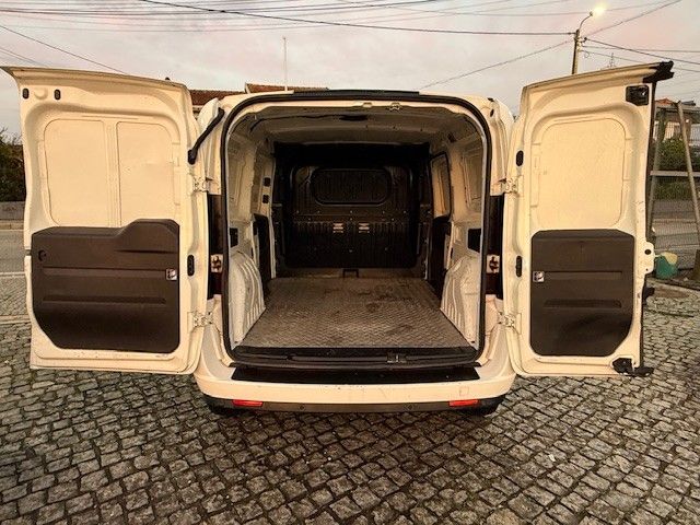 opel-combo-2018-diesel-1598cc