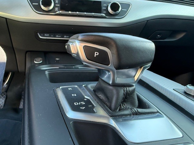 audi-a4-avant-2019-diesel-1968cc